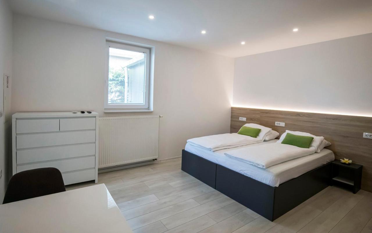 Apartments Vila Apolonia Ljubljana Luaran gambar