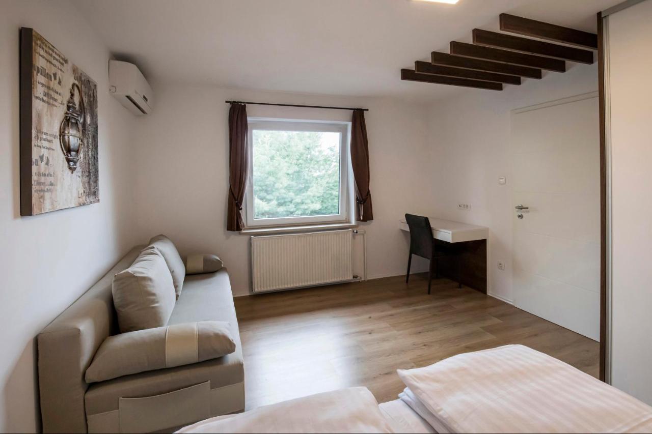 Apartments Vila Apolonia Ljubljana Luaran gambar